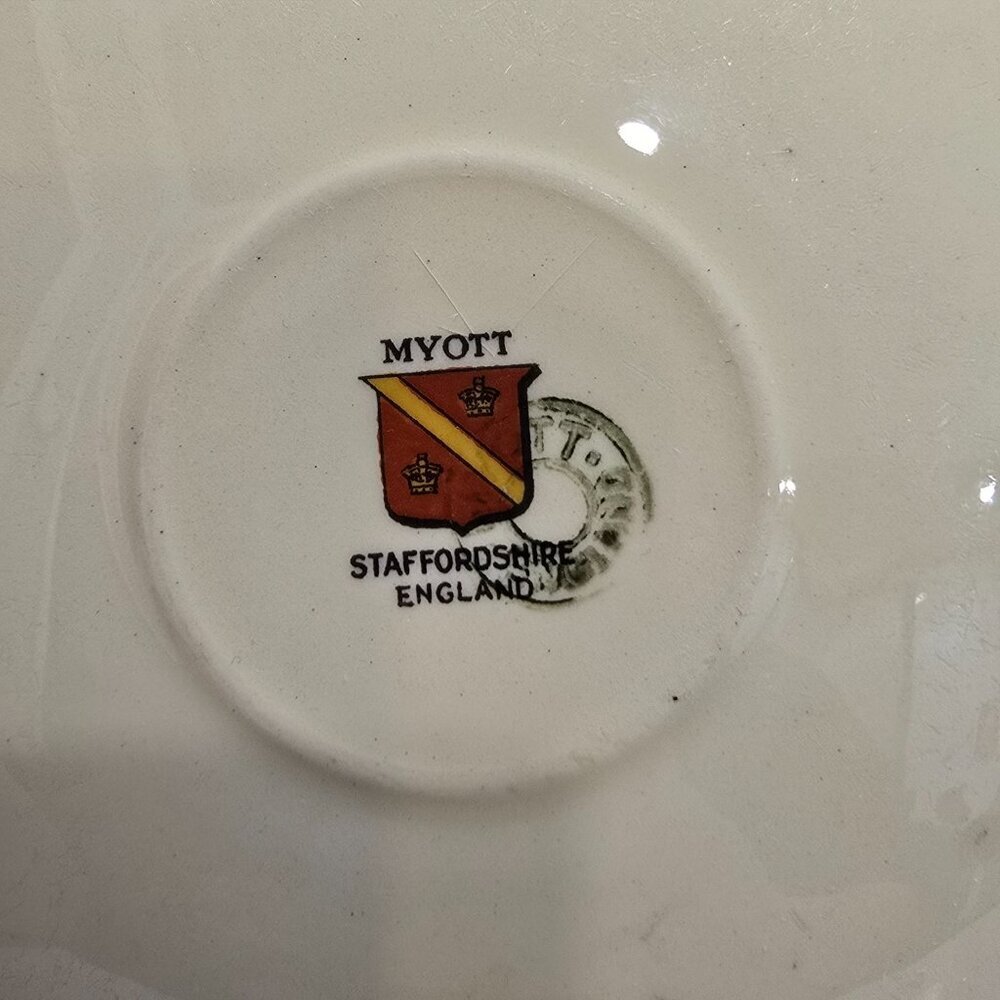 Myott Staffordshire - Vintage Floral Tea Cup & Saucer Set - Picture 7 of 7